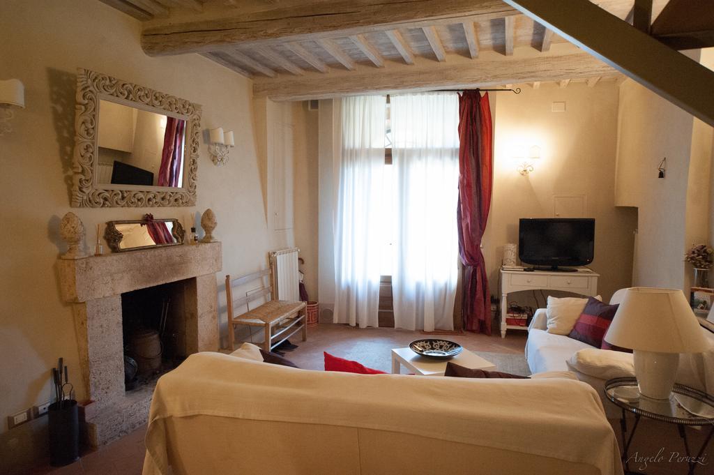La Macina Villa Cetona Ruang foto